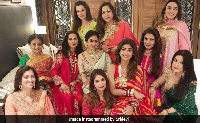 Farah Khan Becomes Host To Tabu's Birthday-Cum-Pyjama Party, Shilpa Shetty  Attends Too